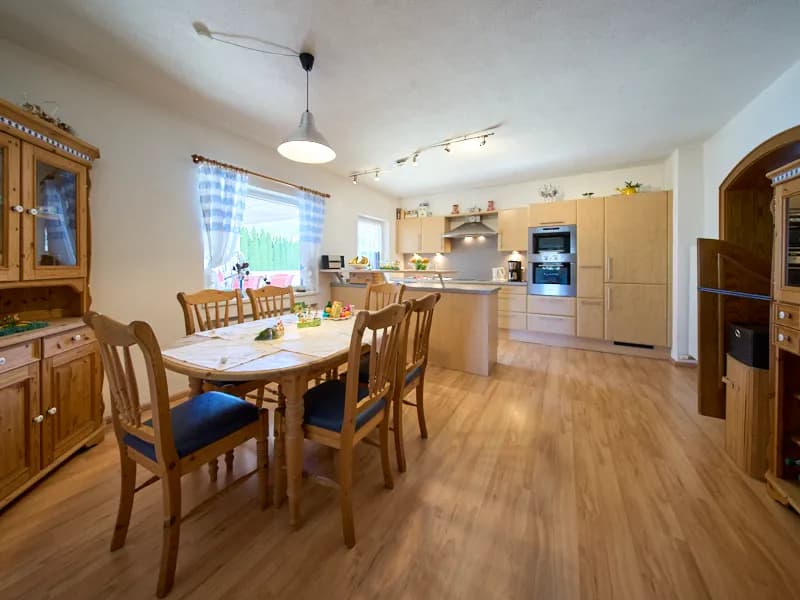 5-Zimmer-Wohnung kaufen in Innsbruck-Land – 137 m², € 750.000 – Bild 4 von 4