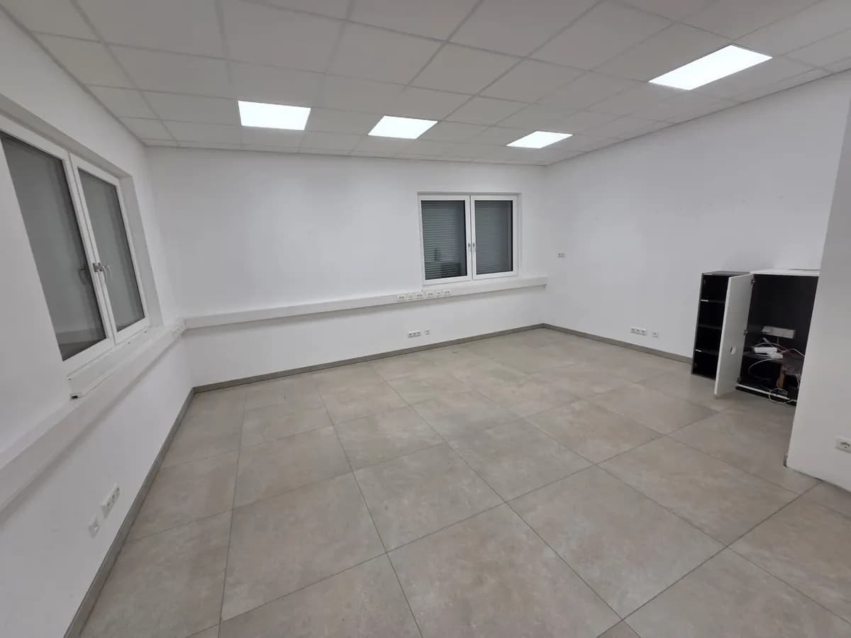 Immobilie mieten in Grieskirchen – 1 029 m², € 9.500 – Bild 38 von 43