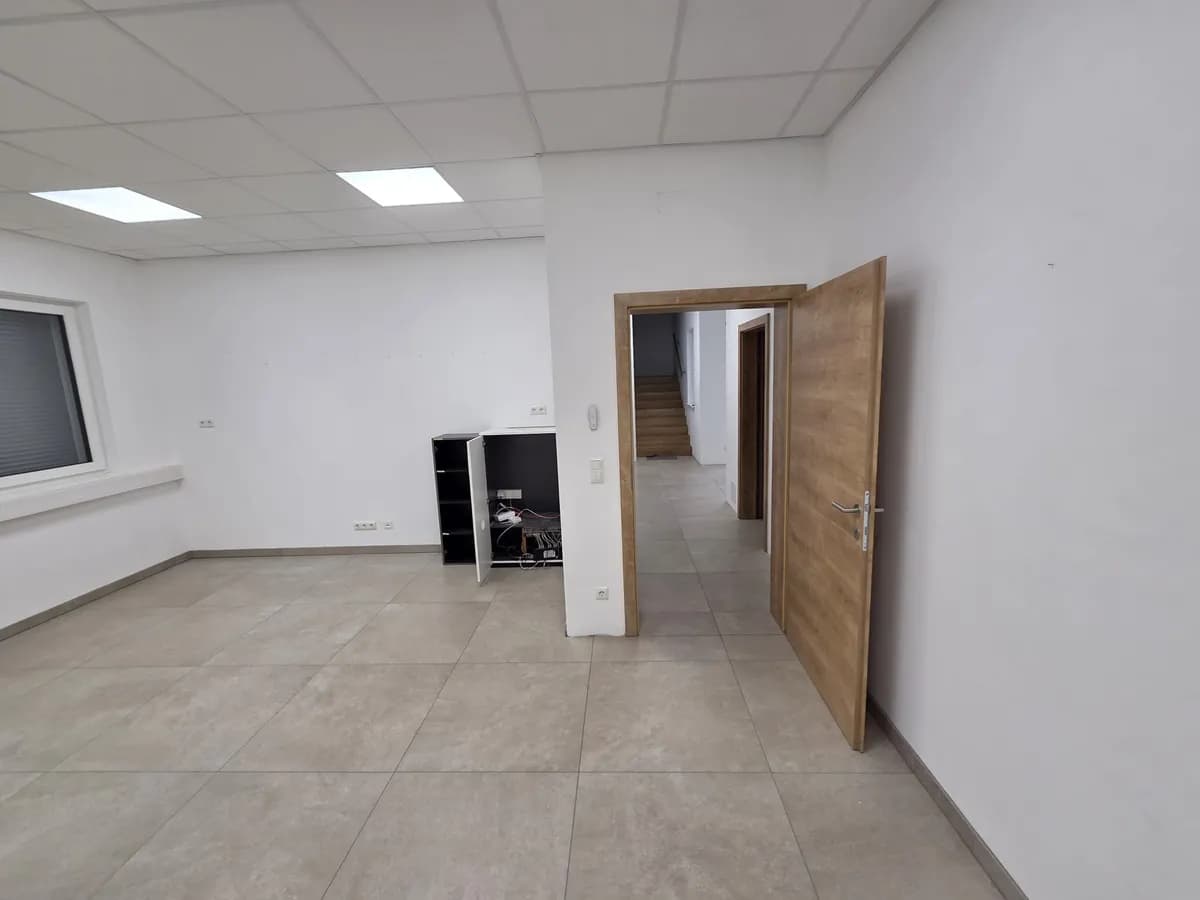 Immobilie mieten in Grieskirchen – 1 029 m², € 9.500 – Bild 40 von 43