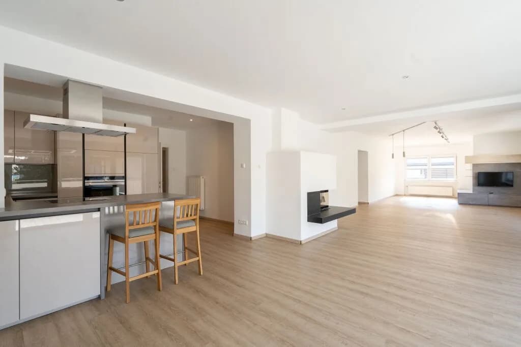 5-Zimmer-Wohnung mieten in Linz – 194 m², € 1.990 – Bild 4 von 21