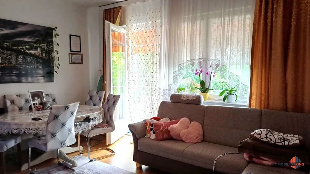 2-Zimmer-Wohnung mieten in Baden – 50 m², € 875 – Bild 2 von 8