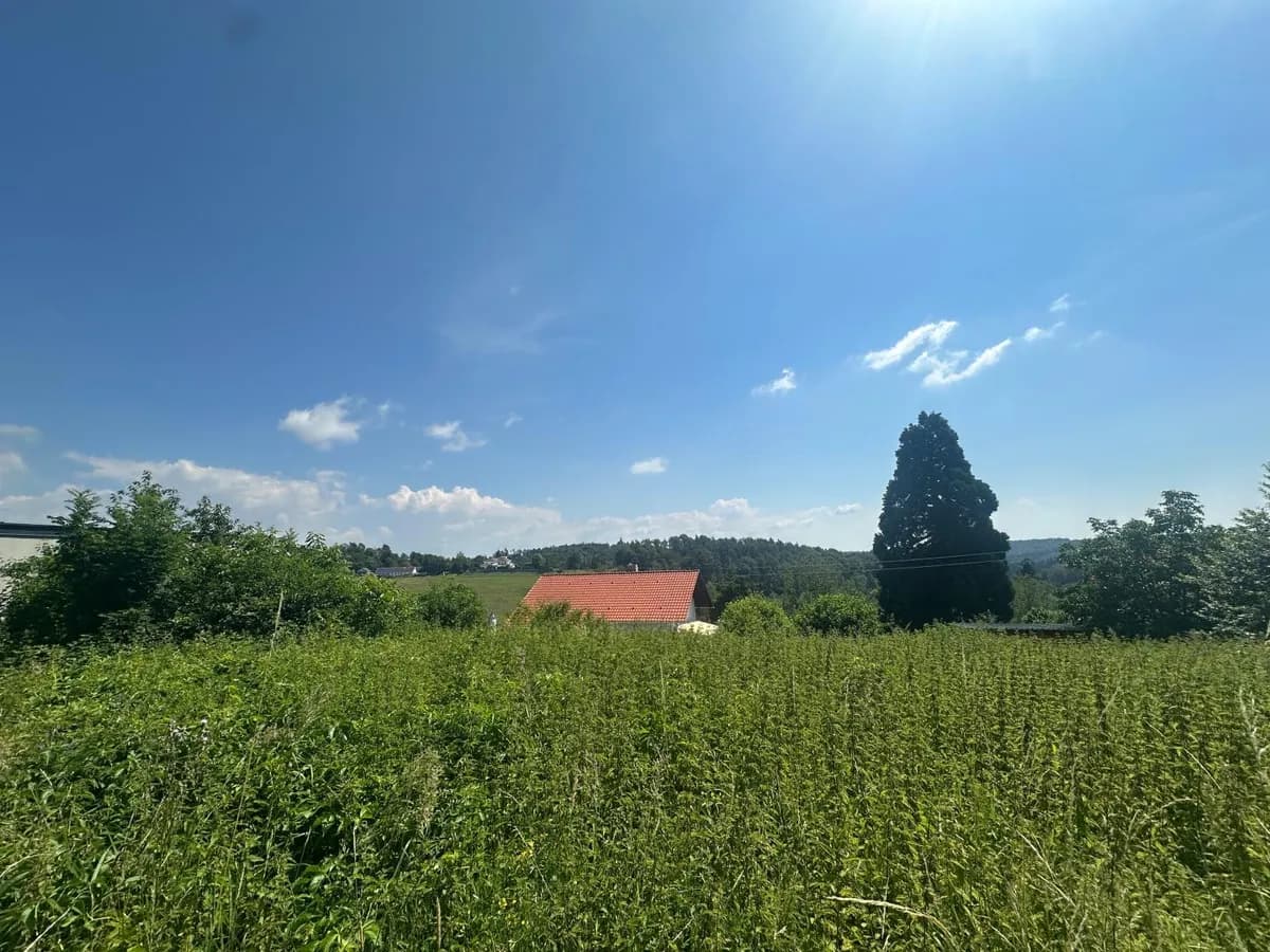 Grundstück kaufen in Graz-Umgebung – 1 193 m², € 240.000