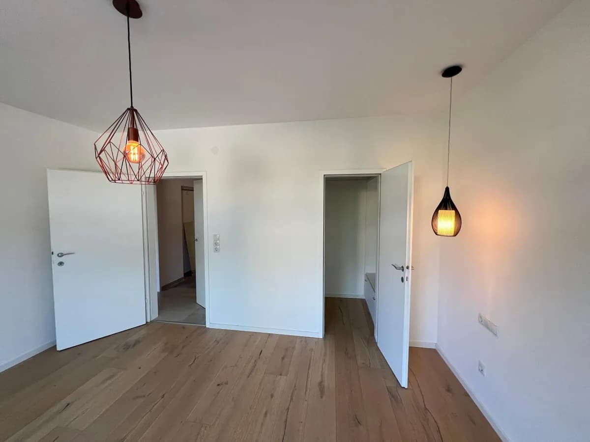 2-Zimmer-Wohnung mieten in Innsbruck – 57 m², € 1.680 – Bild 4 von 9
