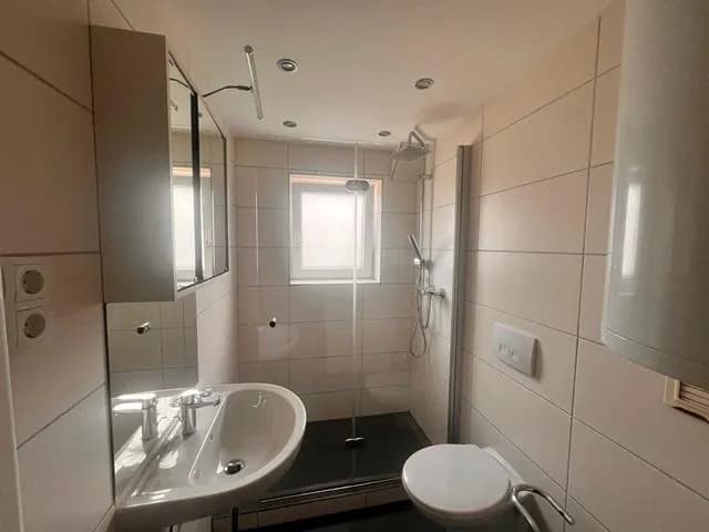 2-Zimmer-Wohnung mieten in Schwaz – 42 m², € 880 – Bild 4 von 6