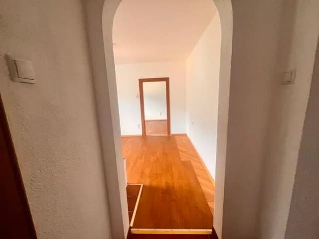 2-Zimmer-Wohnung mieten in Schwaz – 42 m², € 880 – Bild 5 von 6