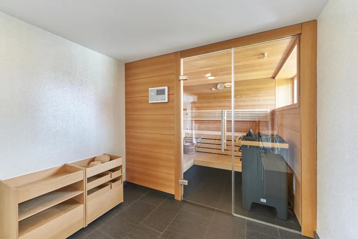 7-Zimmer-Haus mieten in Tulln – 330 m², € 9.800 – Bild 8 von 10