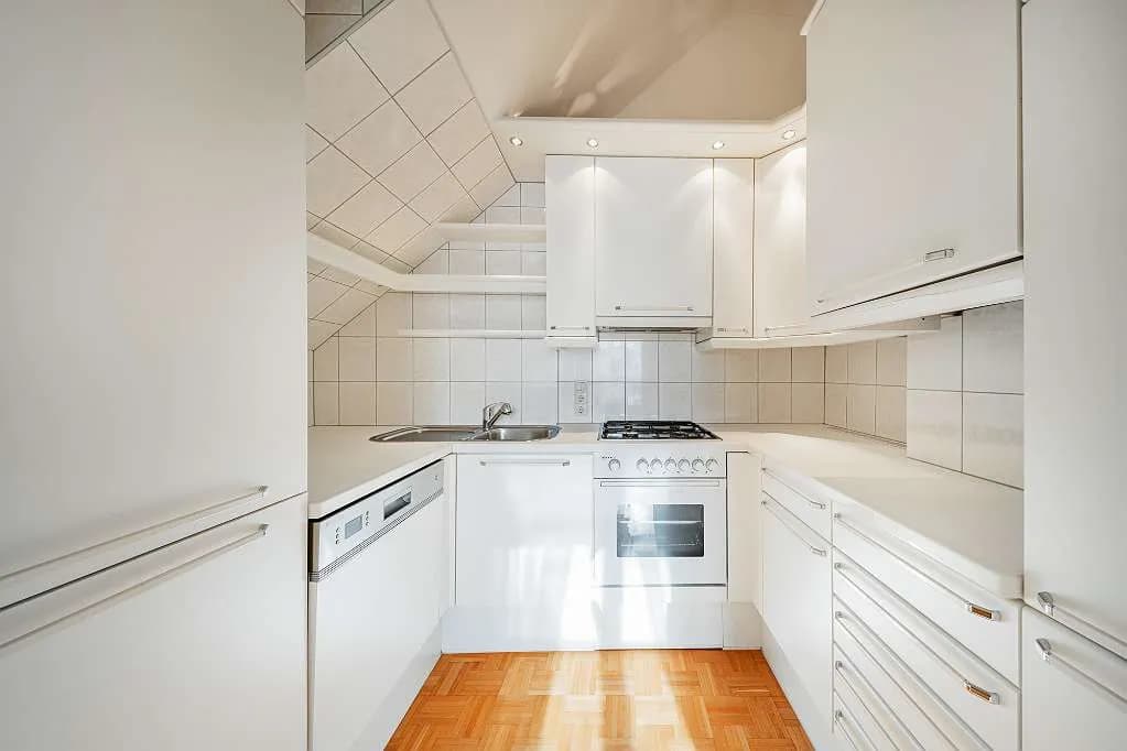 5-Zimmer-Wohnung kaufen in Baden – 151 m², € 990.000 – Bild 8 von 16