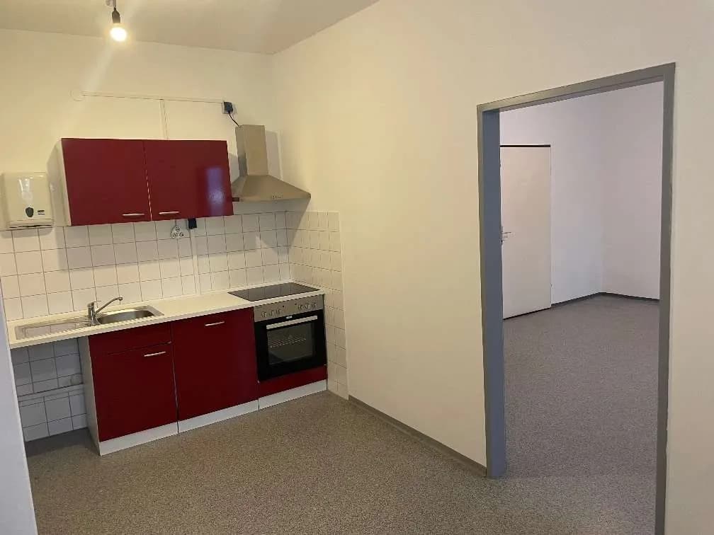 2-Zimmer-Wohnung mieten in Linz – 35 m², € 799 – Bild 2 von 2