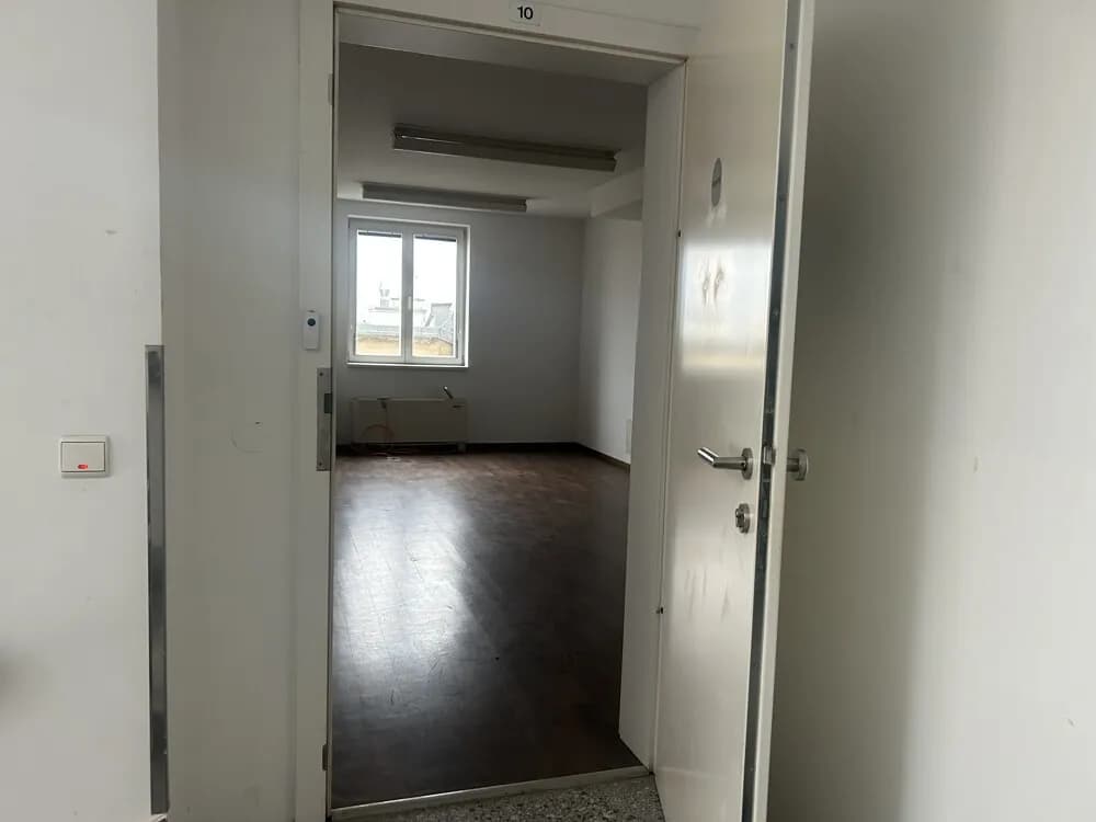 Gewerbeimmobilie mieten in Wien – 324 m², € 18 – Bild 4 von 12