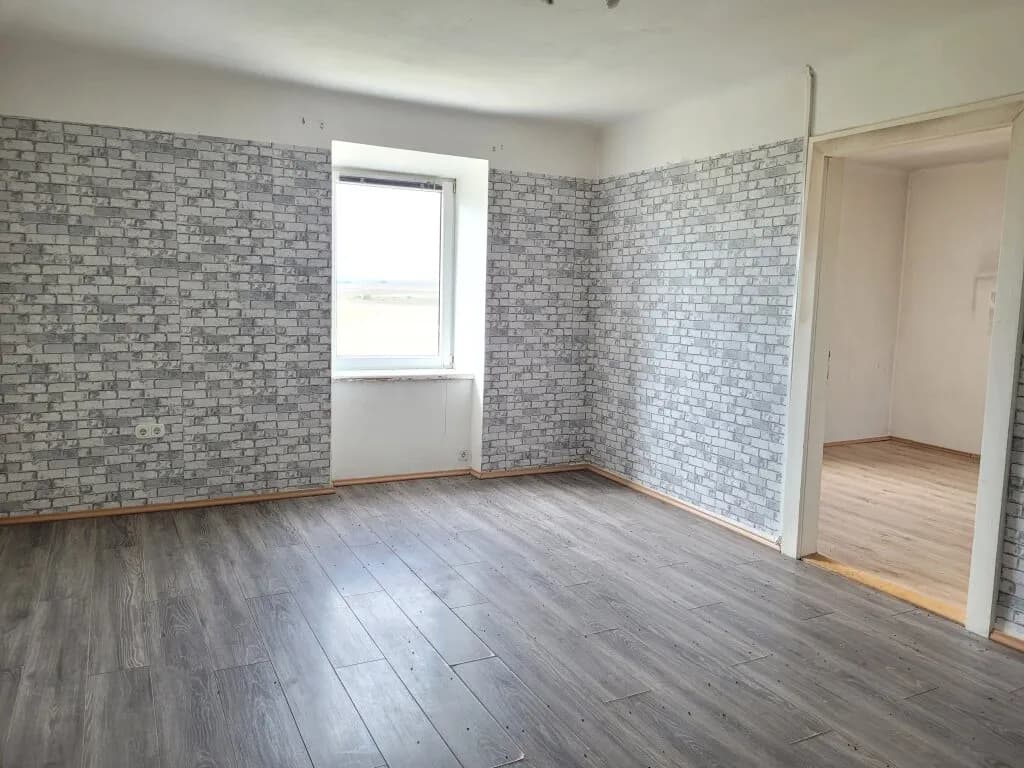 4-Zimmer-Wohnung kaufen in Mistelbach – 69,62 m², € 110.000