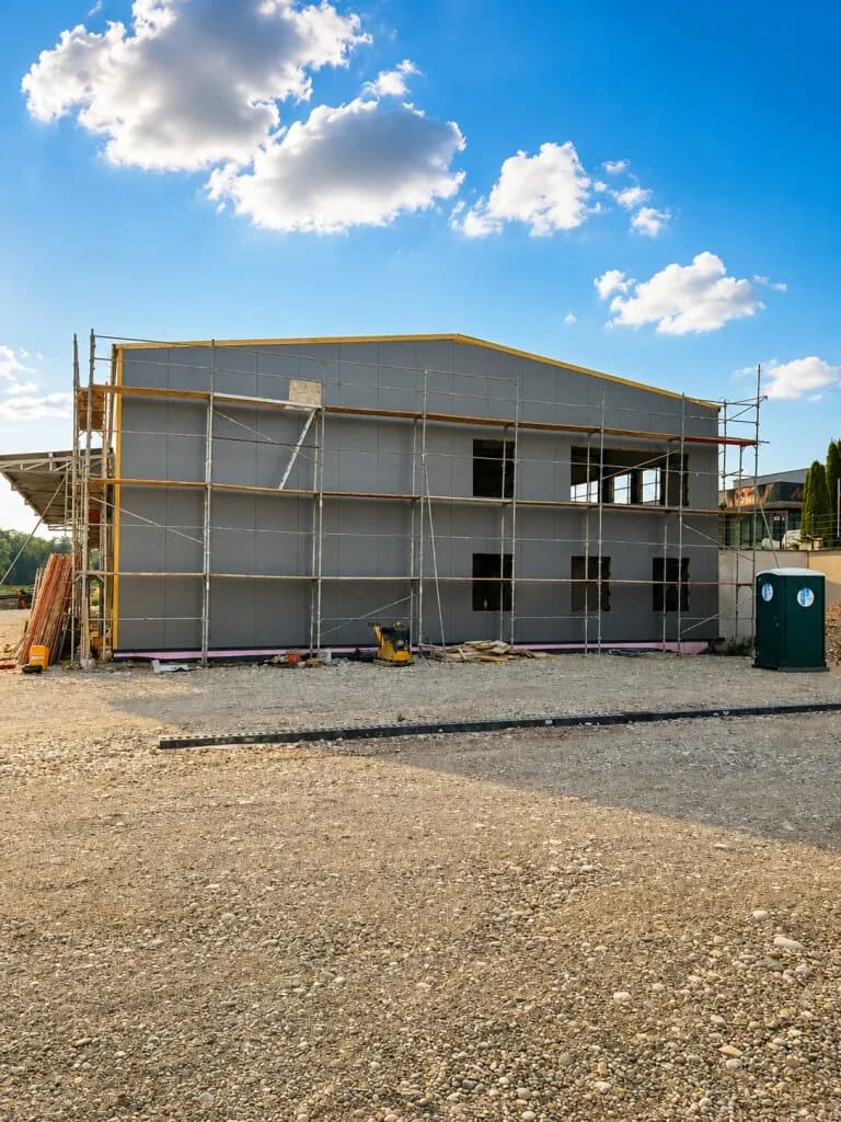 Gewerbeimmobilie mieten in Wels-Land – 664 m², € 7.458