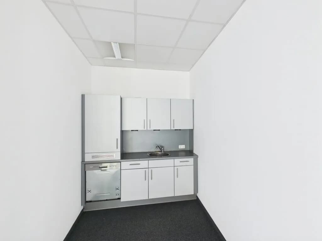 Gewerbeimmobilie mieten in Linz – 334 m², € 4.487 – Bild 10 von 12
