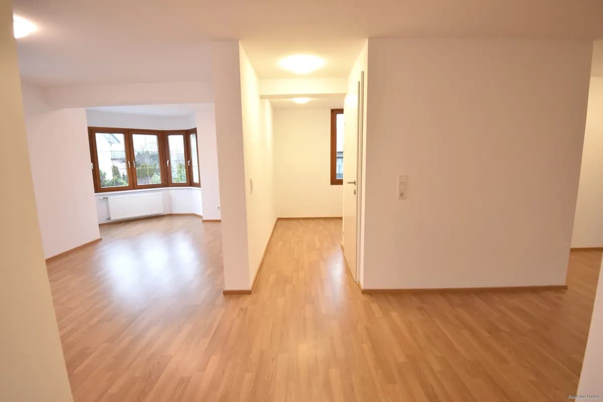 3-Zimmer-Wohnung mieten in Dornbirn – 88,71 m², € 1.220 – Bild 3 von 12