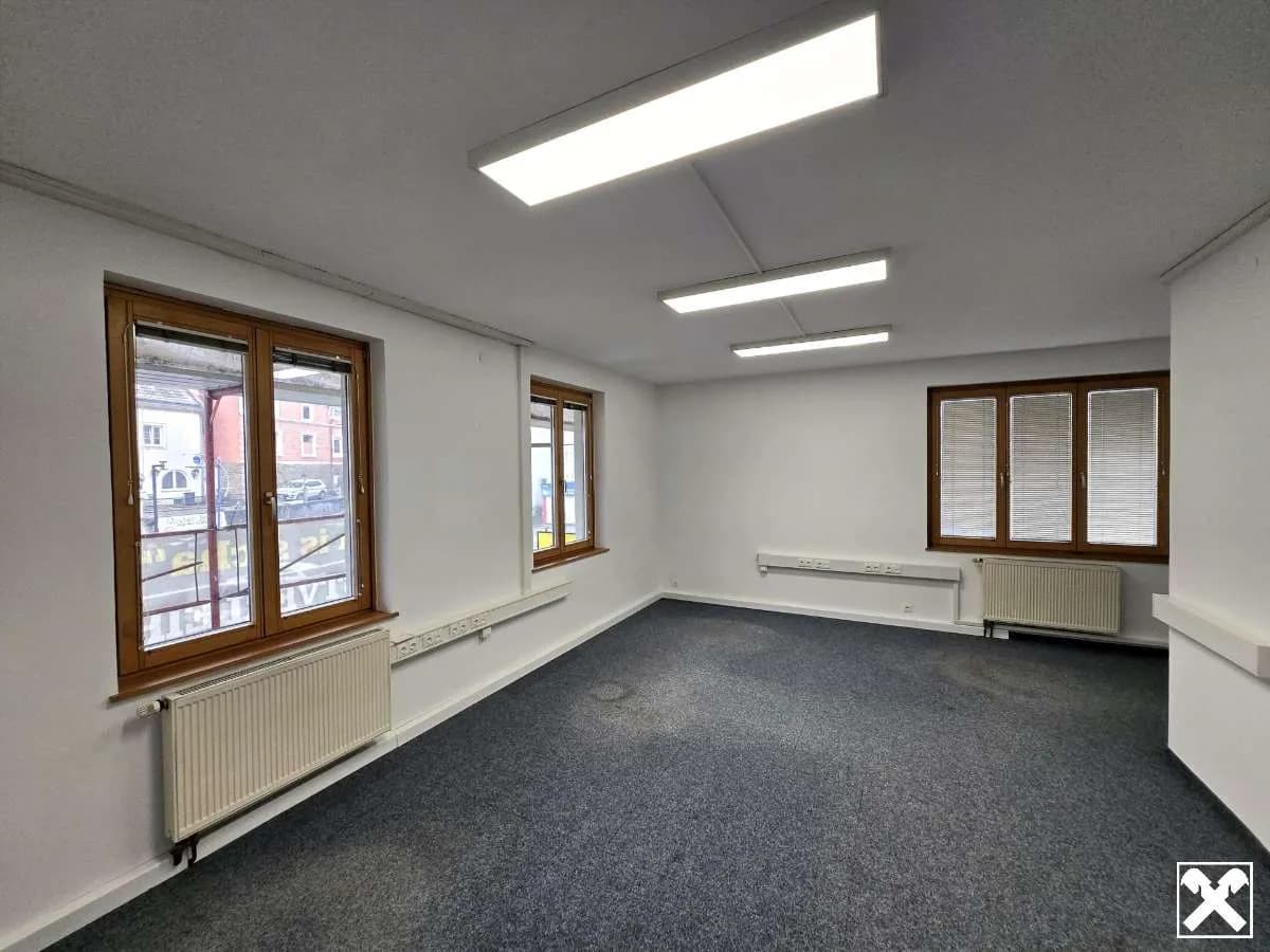 7-Zimmer-Gewerbeimmobilie mieten in Amstetten – 159 m², € 8 – Bild 11 von 22