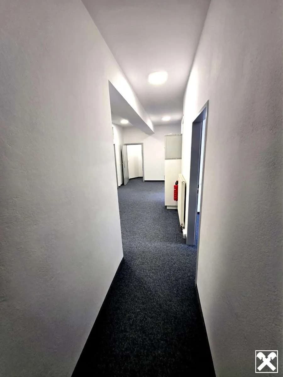 7-Zimmer-Gewerbeimmobilie mieten in Amstetten – 159 m², € 8 – Bild 14 von 22