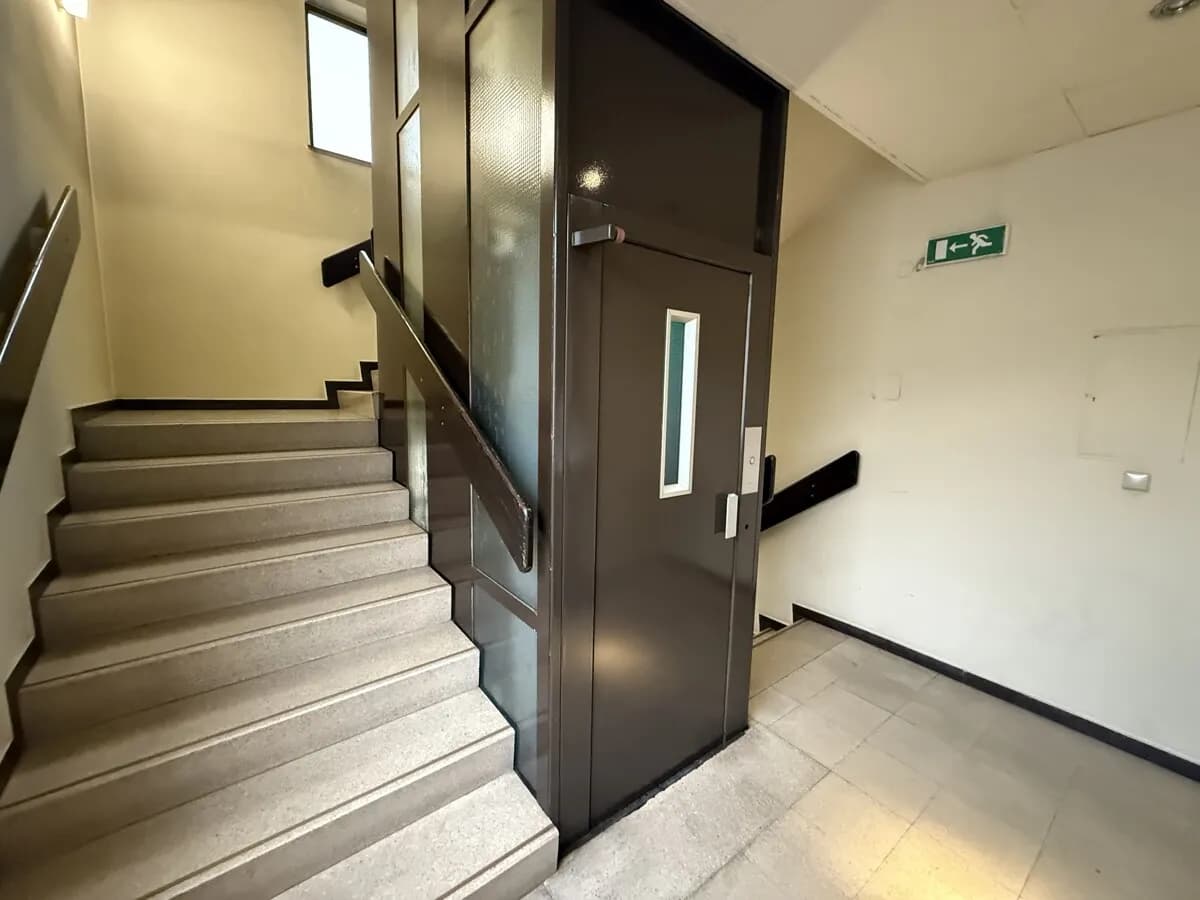 Gewerbeimmobilie mieten in Wien – 1 144 m², € 7 – Bild 8 von 15