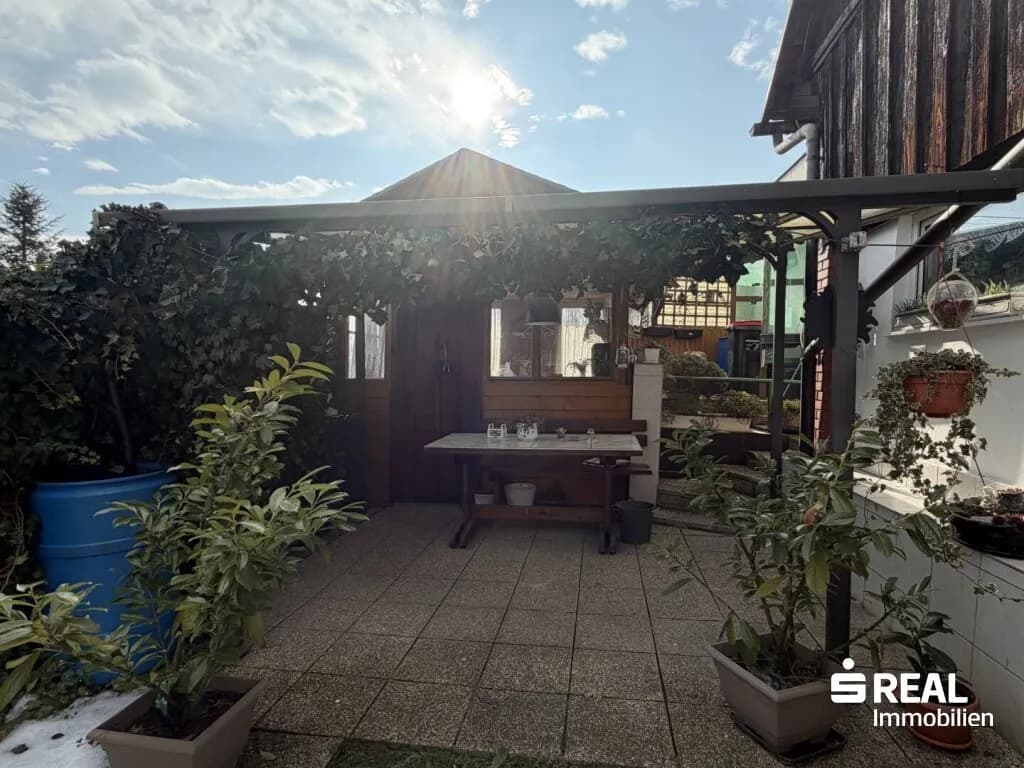 Haus kaufen in Linz Land – 176 m², € 270.000