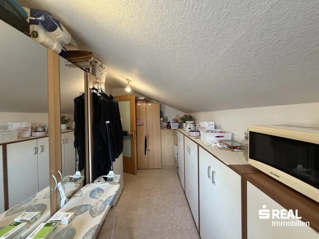 Haus kaufen in Linz Land – 176 m², € 270.000 – Bild 17 von 24