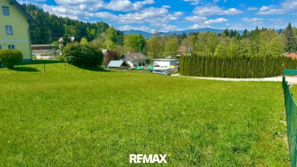 Grundstück kaufen in Feldkirchen – 918 m², € 115.000