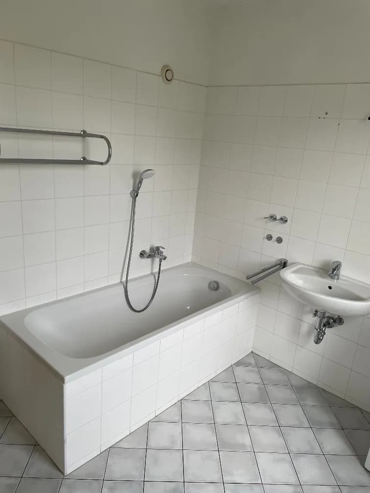 4-Zimmer-Wohnung mieten in Gmunden – 94 m², € 1.350 – Bild 13 von 15