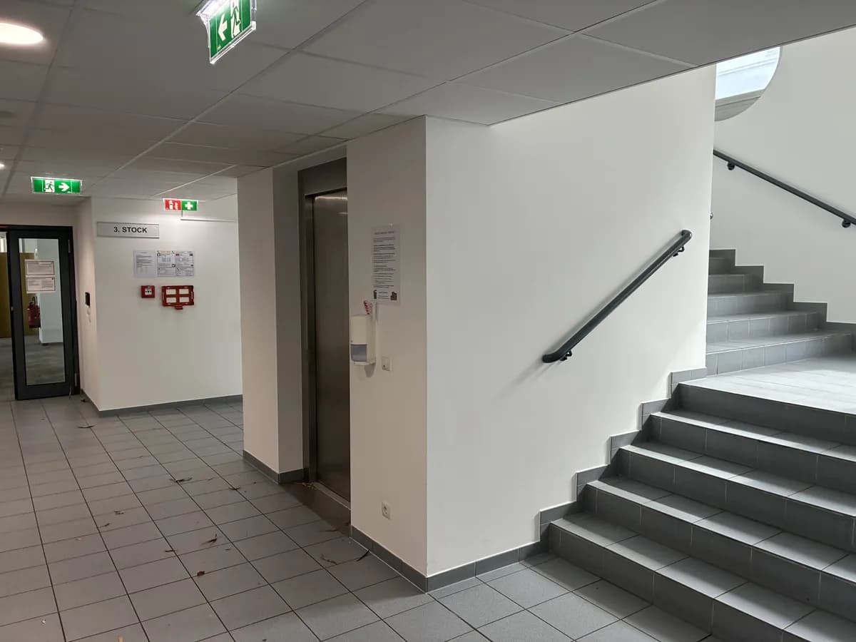 Gewerbeimmobilie mieten in Wien – 3 046 m², € 38.504 – Bild 8 von 9