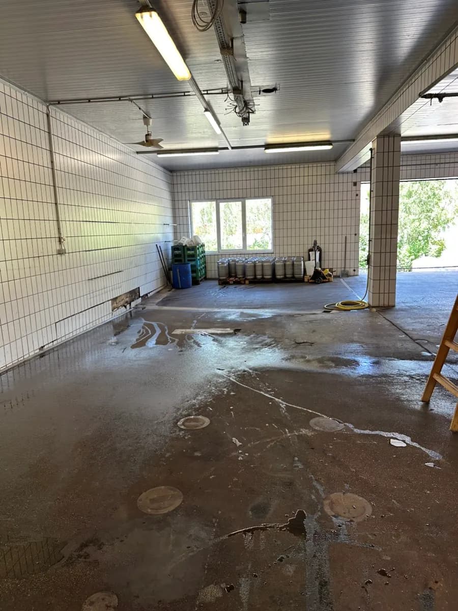 Gewerbeimmobilie mieten in Neusiedl am See – 600 m², € 5 – Bild 3 von 3