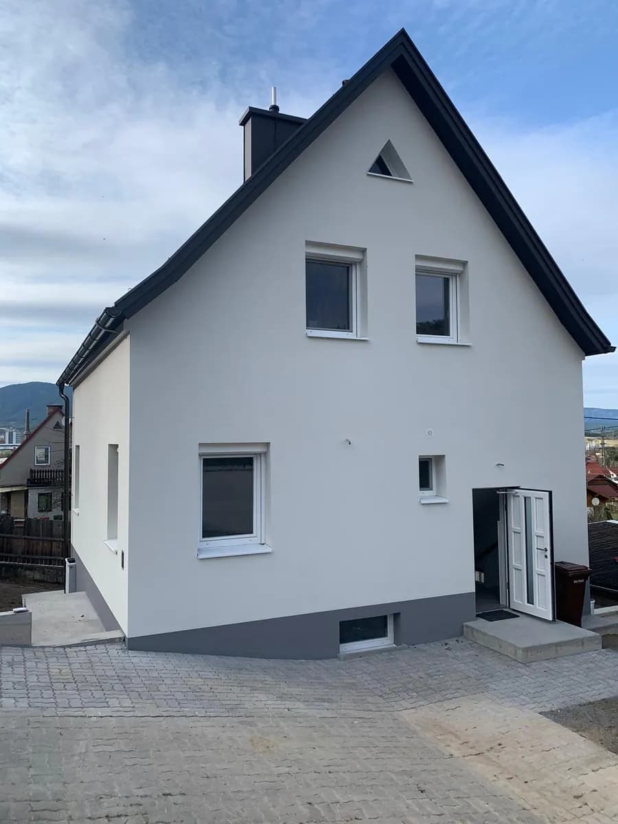 3-Zimmer-Haus mieten in Neunkirchen – 72 m², € 1.000 – Bild 2 von 11