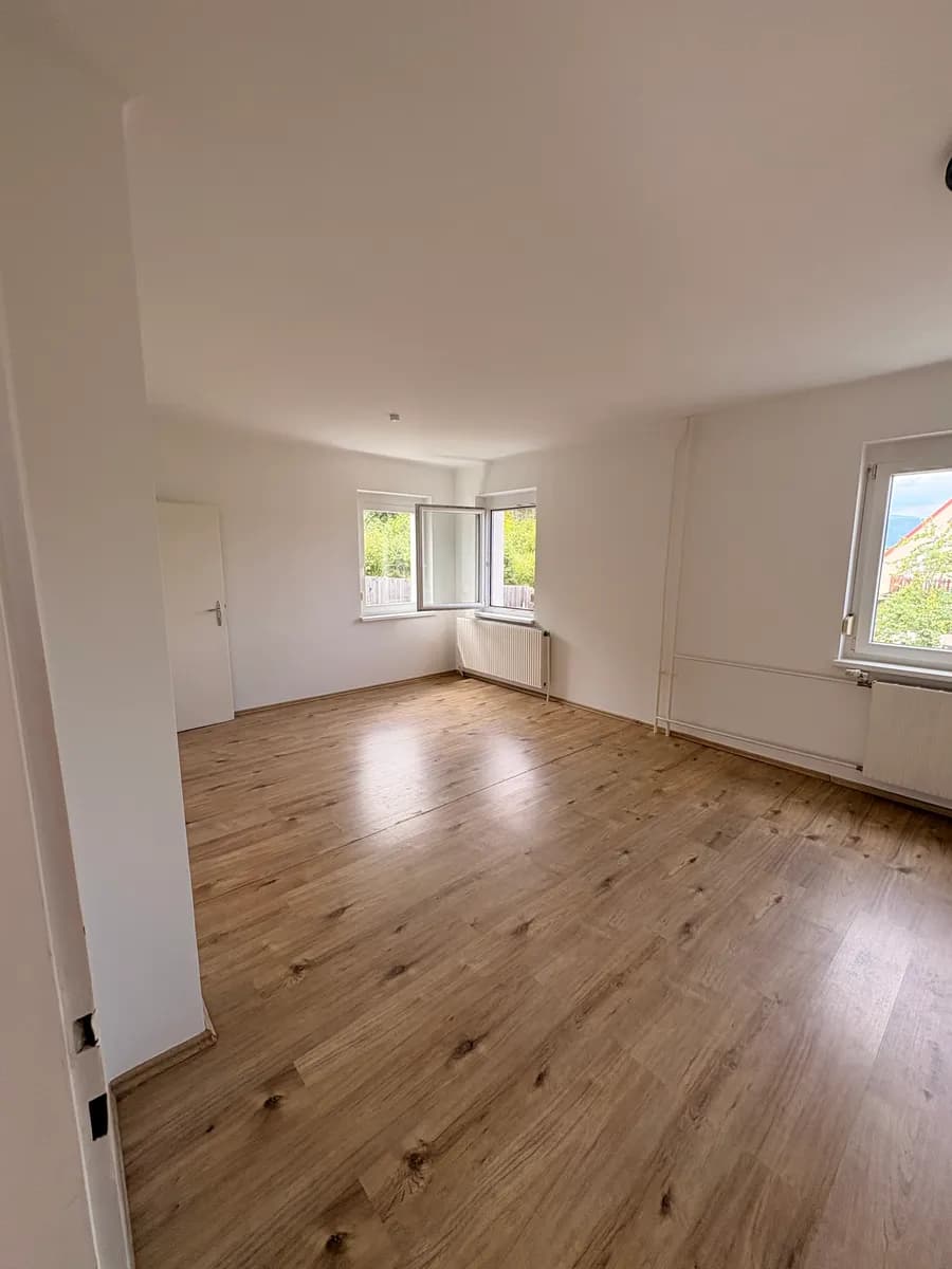 3-Zimmer-Haus mieten in Neunkirchen – 72 m², € 1.000 – Bild 3 von 11
