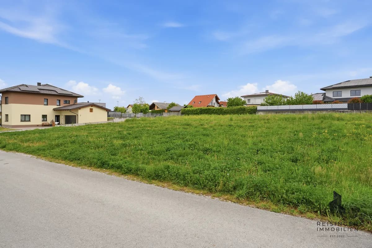 Grundstück kaufen in Wels-Land – 900 m², € 315.000 – Bild 3 von 3