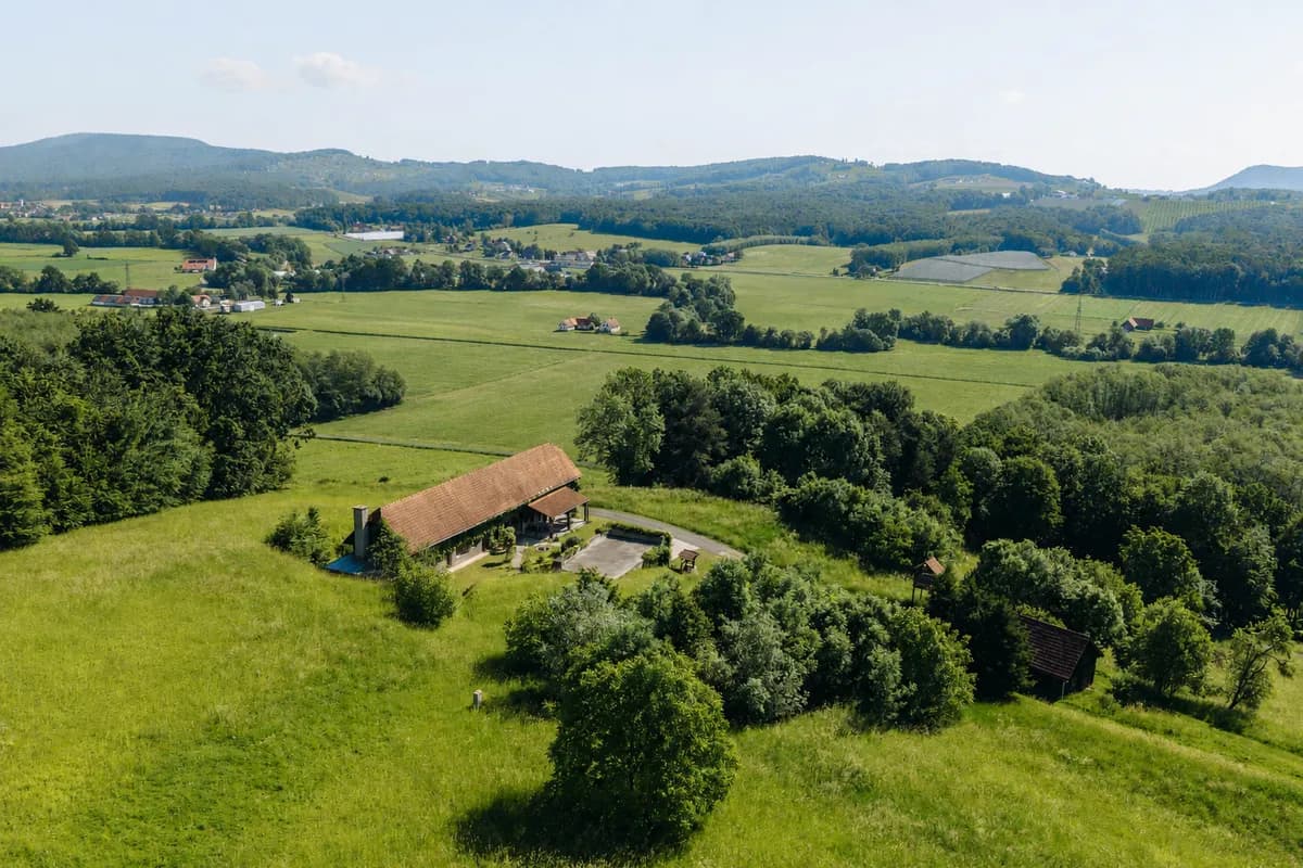 8-Zimmer-Haus kaufen in Südoststeiermark – 300 m², € 690.000 – Bild 9 von 11