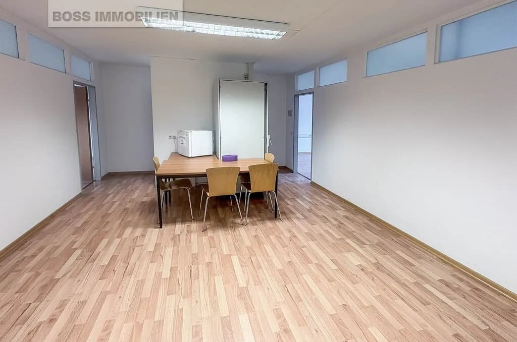 1-Zimmer-Gewerbeimmobilie mieten in Linz – 33 m², € 402 – Bild 4 von 11