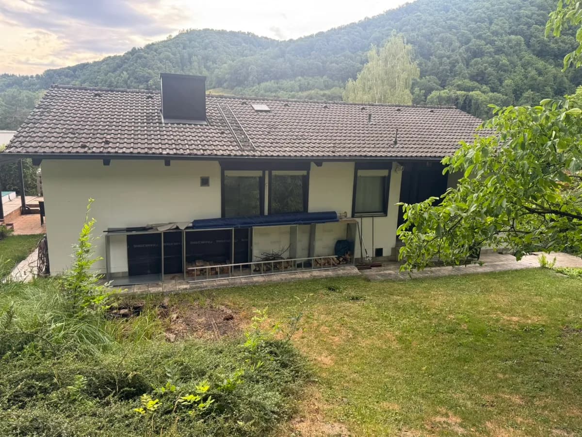 8-Zimmer-Gewerbeimmobilie mieten in Linz – 120 m², € 1.600 – Bild 4 von 48