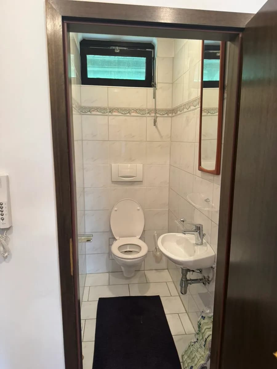 8-Zimmer-Gewerbeimmobilie mieten in Linz – 120 m², € 1.600 – Bild 19 von 48