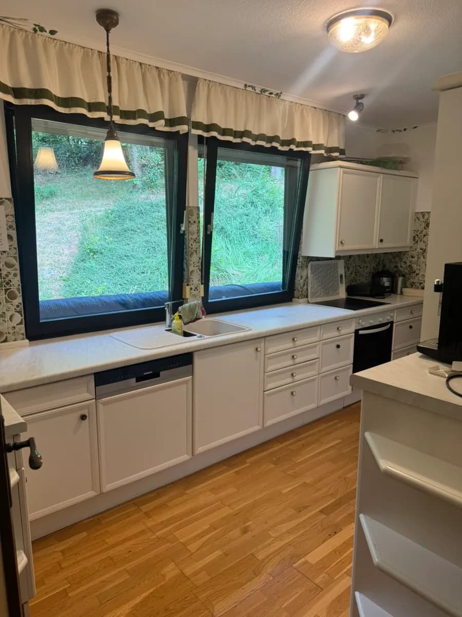8-Zimmer-Gewerbeimmobilie mieten in Linz – 120 m², € 1.600 – Bild 26 von 48