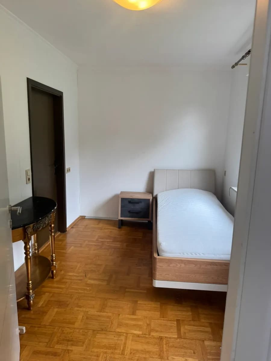 8-Zimmer-Gewerbeimmobilie mieten in Linz – 120 m², € 1.600 – Bild 28 von 48