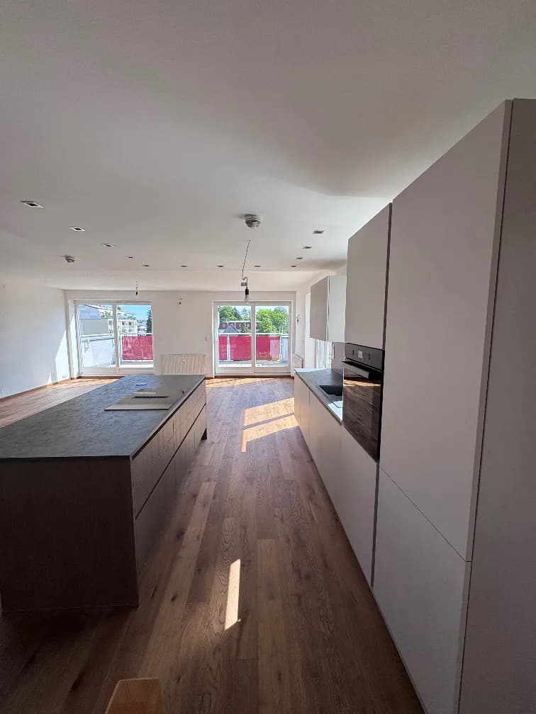 4-Zimmer-Wohnung mieten in Leibnitz – 165 m², € 1.990
