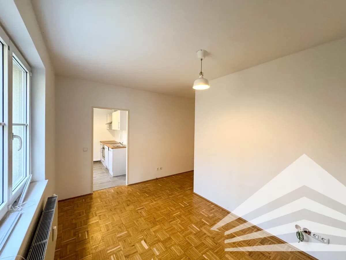 2-Zimmer-Wohnung mieten in Linz – 48 m², € 695 – Bild 2 von 12