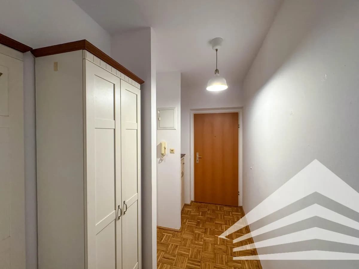2-Zimmer-Wohnung mieten in Linz – 48 m², € 695 – Bild 4 von 12