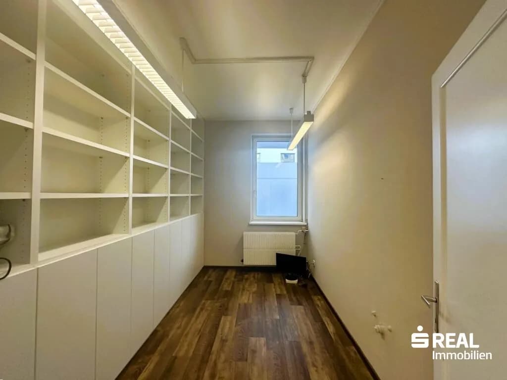 Gewerbeimmobilie mieten in Dornbirn – 170 m², € 1.750 – Bild 8 von 13