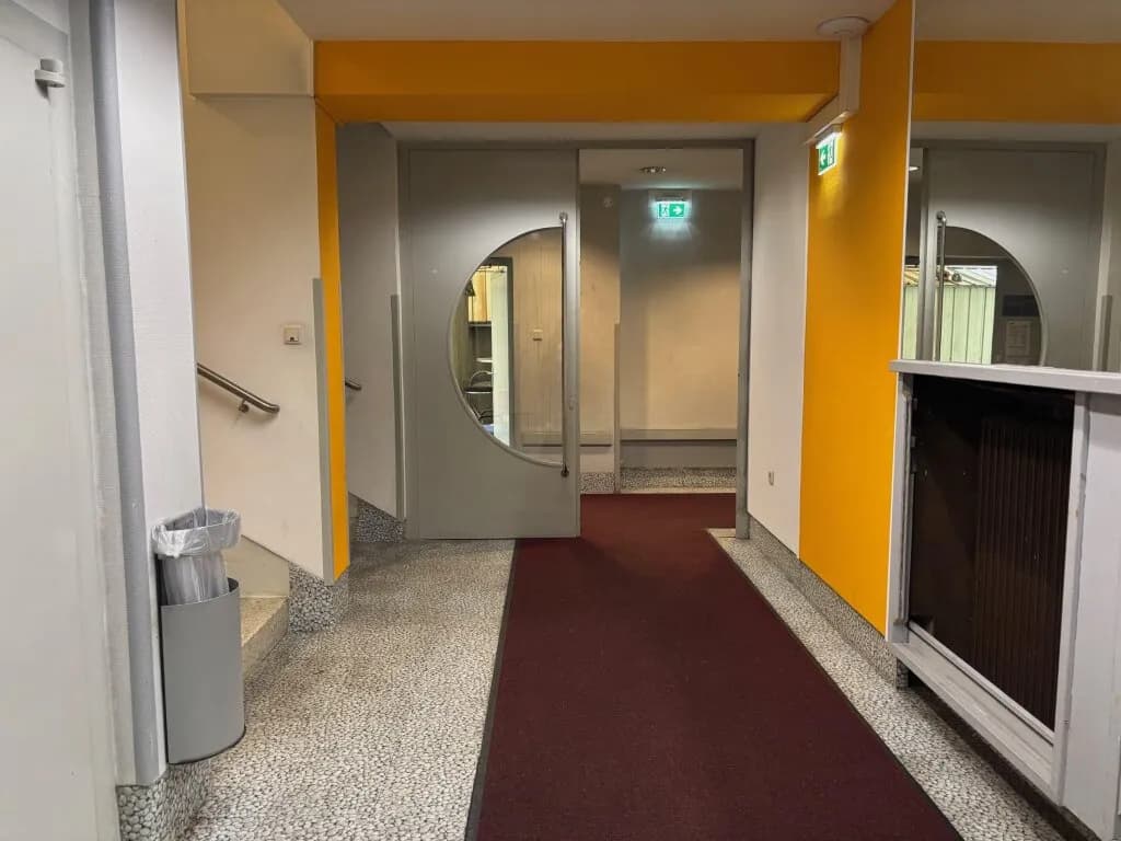 Gewerbeimmobilie mieten in Wien – 374 m², € 6.092