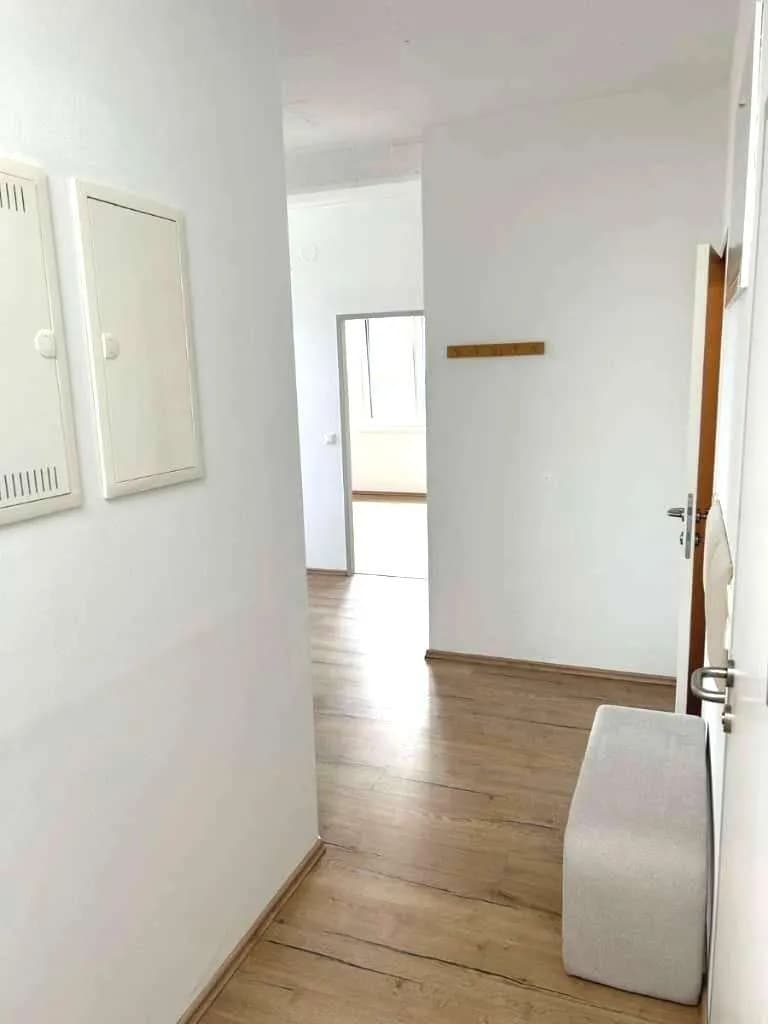 2-Zimmer-Gewerbeimmobilie mieten in Oberpullendorf – 50 m², € 645 – Bild 2 von 8
