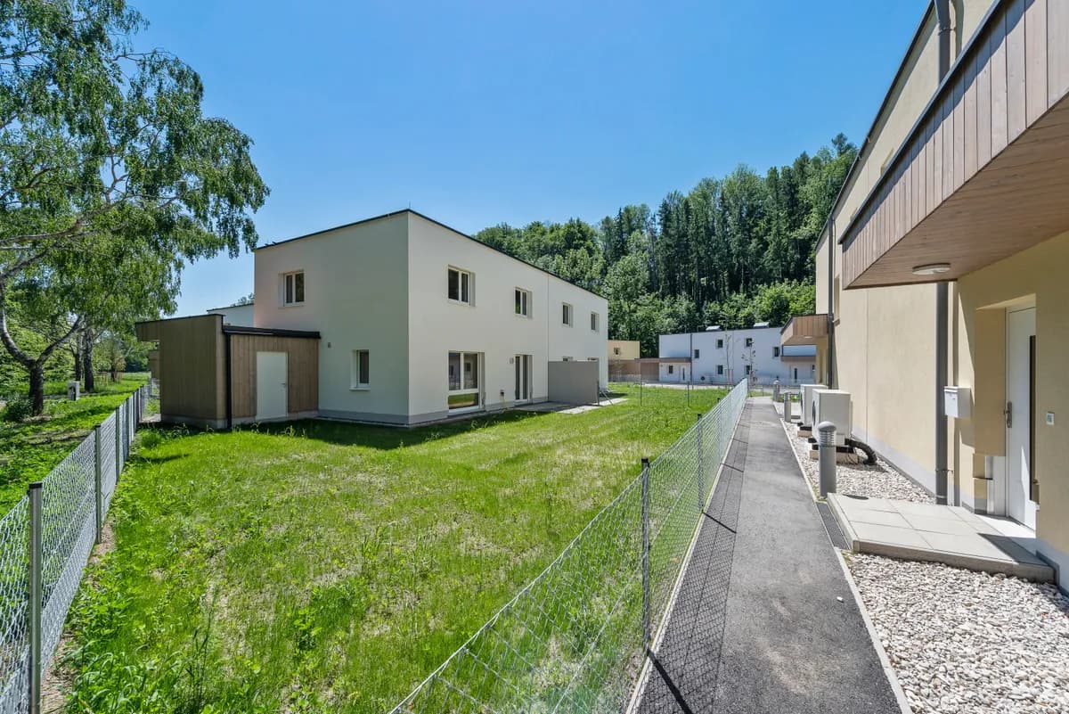 4-Zimmer-Haus mieten in Neunkirchen – 103 m², € 1.242