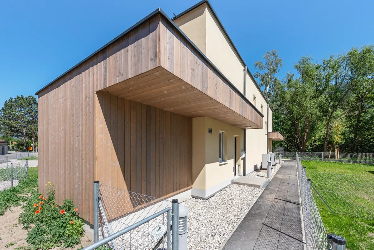 4-Zimmer-Haus mieten in Neunkirchen – 103 m², € 1.242 – Bild 3 von 16