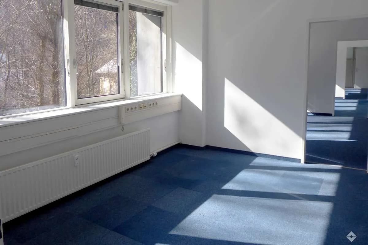 Gewerbeimmobilie mieten in Salzburg Stadt – 233 m², € 2.703 – Bild 4 von 7