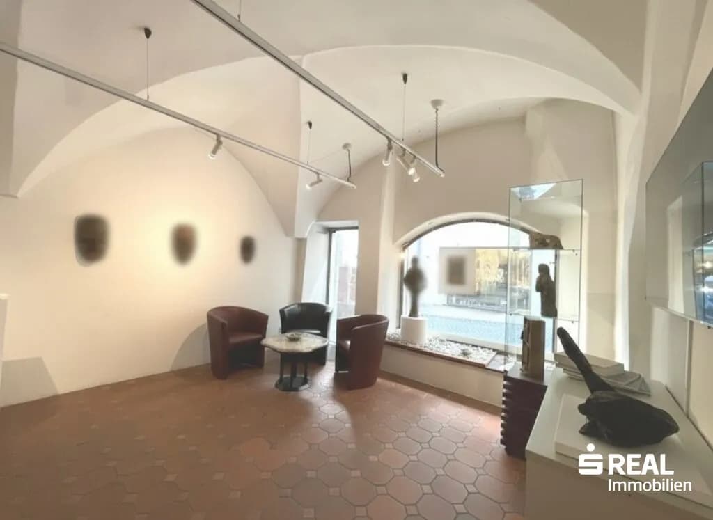 Immobilie kaufen in Innsbruck-Land – 480 m², € 1.280.000 – Bild 3 von 26