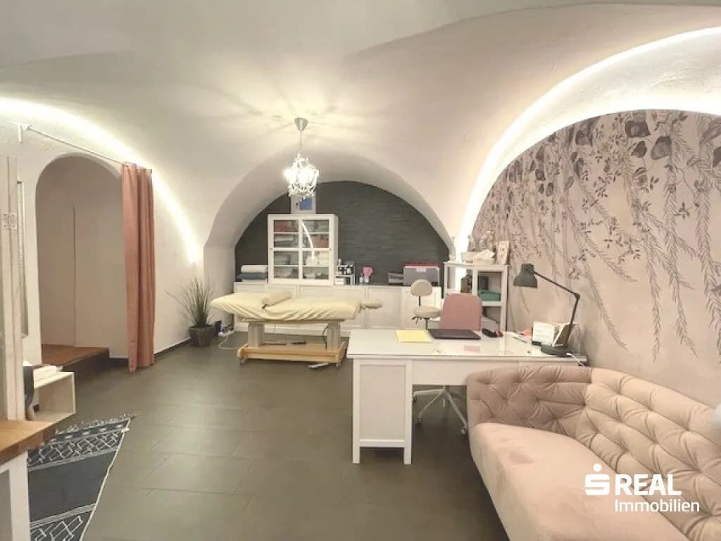 Immobilie kaufen in Innsbruck-Land – 480 m², € 1.280.000 – Bild 6 von 26