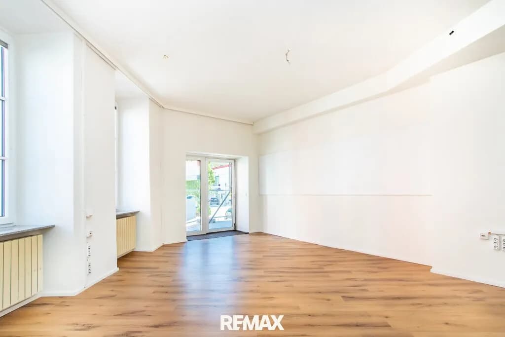 2-Zimmer-Gewerbeimmobilie mieten in Gmunden – 58 m², € 934 – Bild 2 von 15