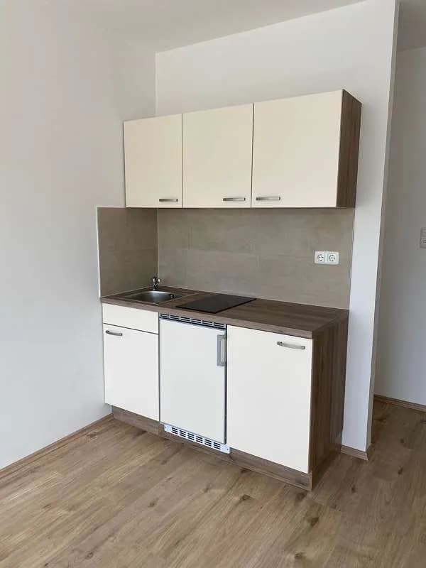 1-Zimmer-Wohnung mieten in Horn – 24 m², € 370 – Bild 2 von 3