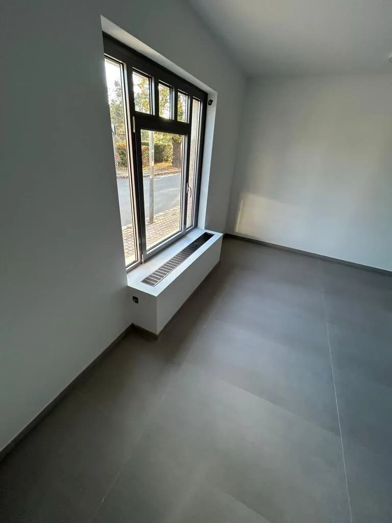 4-Zimmer-Gewerbeimmobilie mieten in Baden – 172 m², € 1.500 – Bild 8 von 12