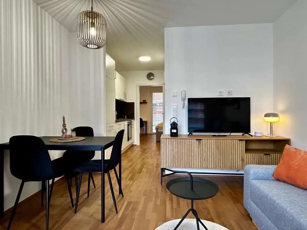 2-Zimmer-Immobilie mieten in Graz – 33 m², € 998 – Bild 1 von 18
